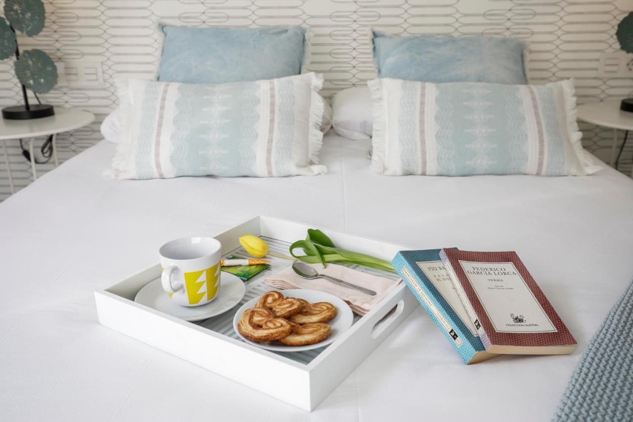 Hi Room - Smart Apartments - He 2 Granada Kültér fotó